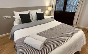 The Guest Room Gotico